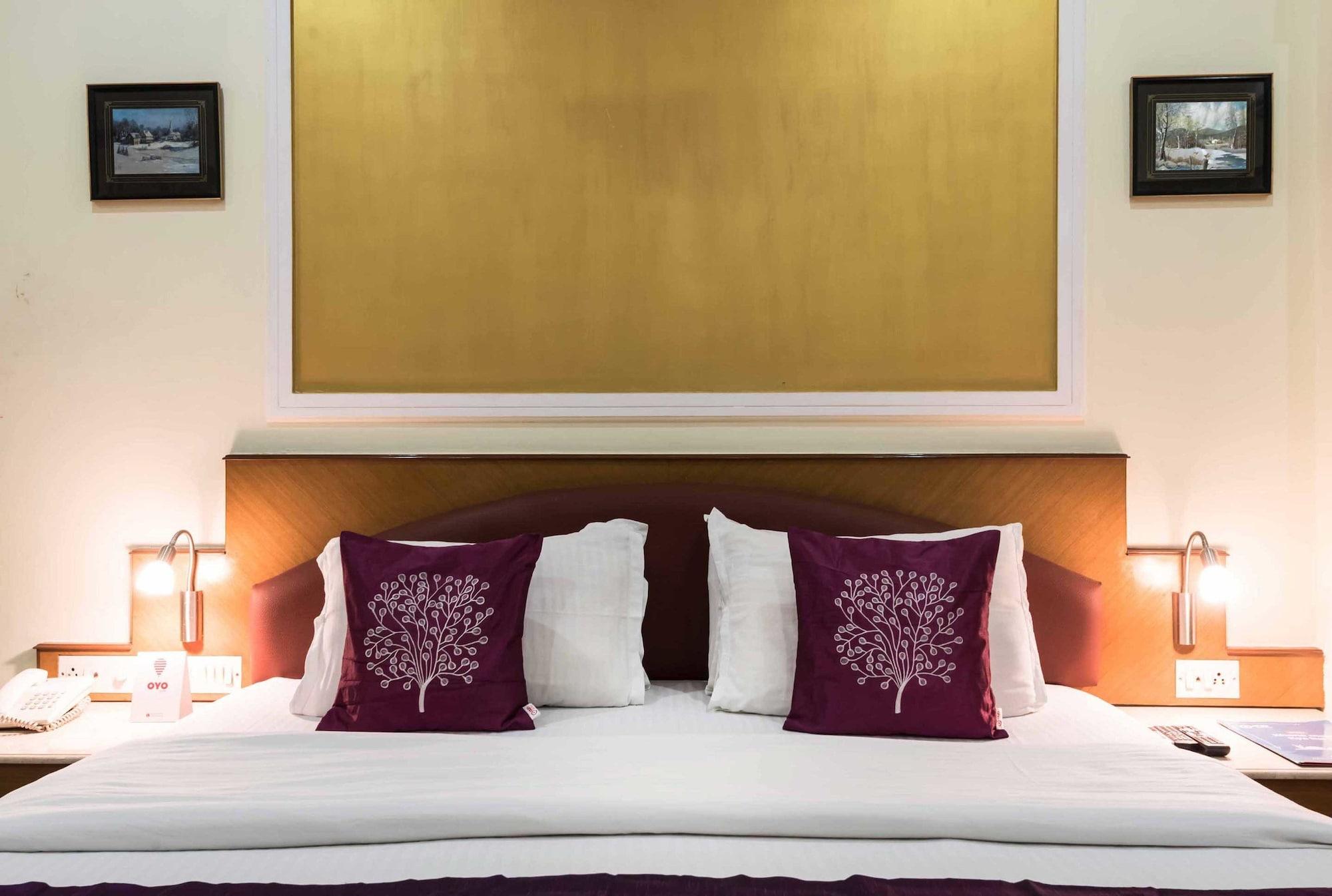 Hotel Godwin - Colaba Mumbai  Buitenkant foto