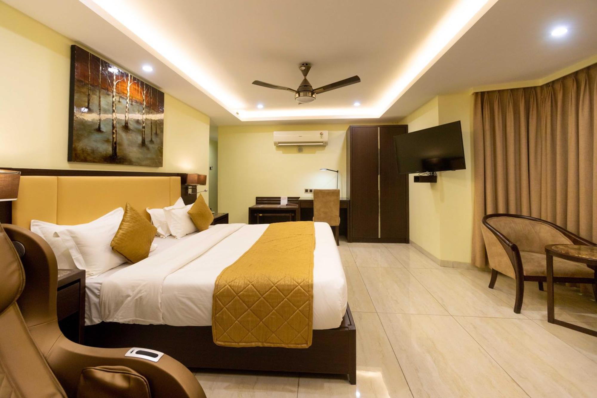 Hotel Godwin - Colaba Mumbai  Buitenkant foto