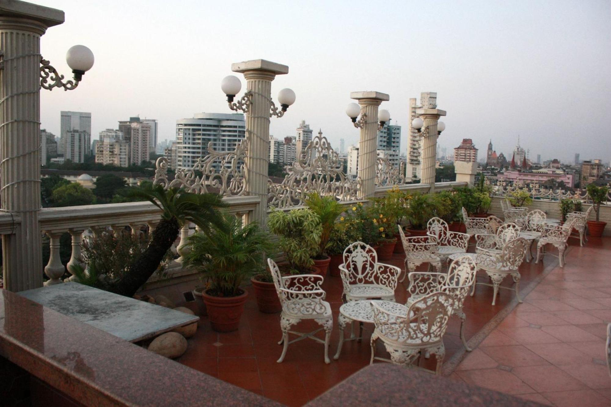 Hotel Godwin - Colaba Mumbai  Buitenkant foto