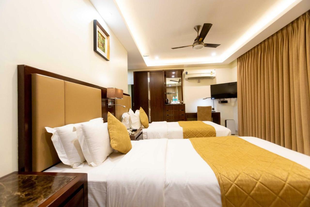 Hotel Godwin - Colaba Mumbai  Buitenkant foto